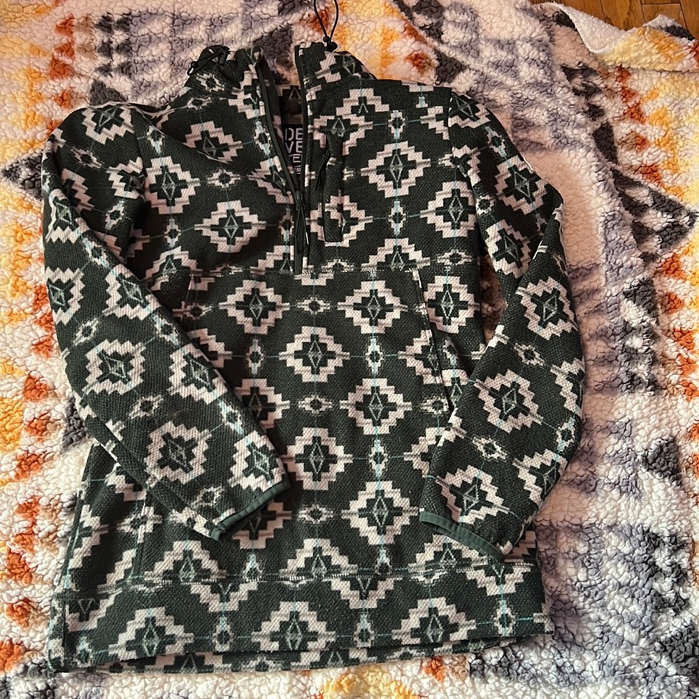 W Powder River Outfitters Aztec Pullover